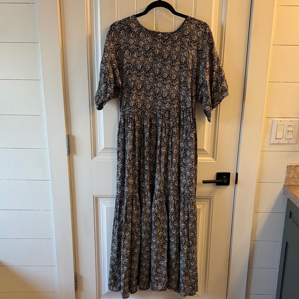 Christy Dawn Theo Dress in Raven Floral EUC
